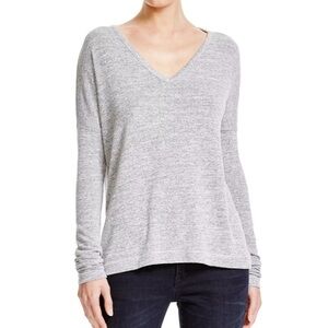RAG & BONE/JEAN Theo Long-Sleeve V-Neck Tee in Grey